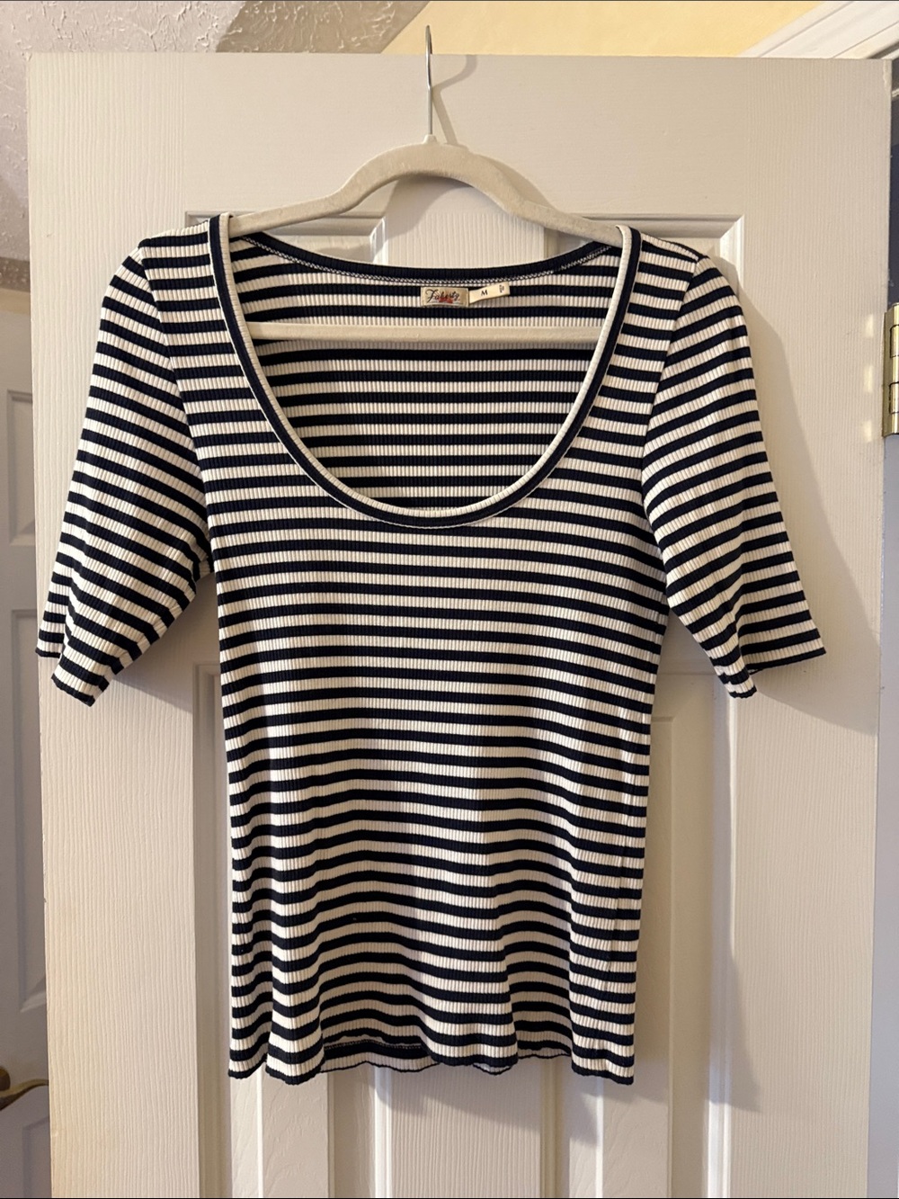 Faherty Black & White Striped Scoop Neck Tee